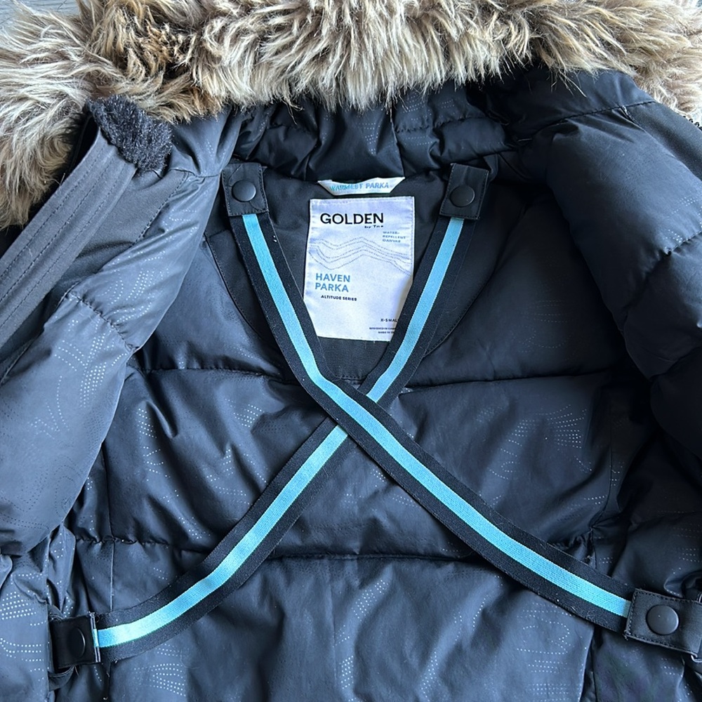 Aritzia TNA Haven Parka - Picture 10 of 15